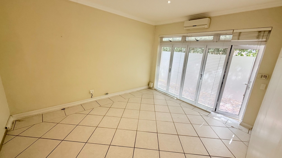 To Let commercial Property for Rent in Knysna Central Western Cape